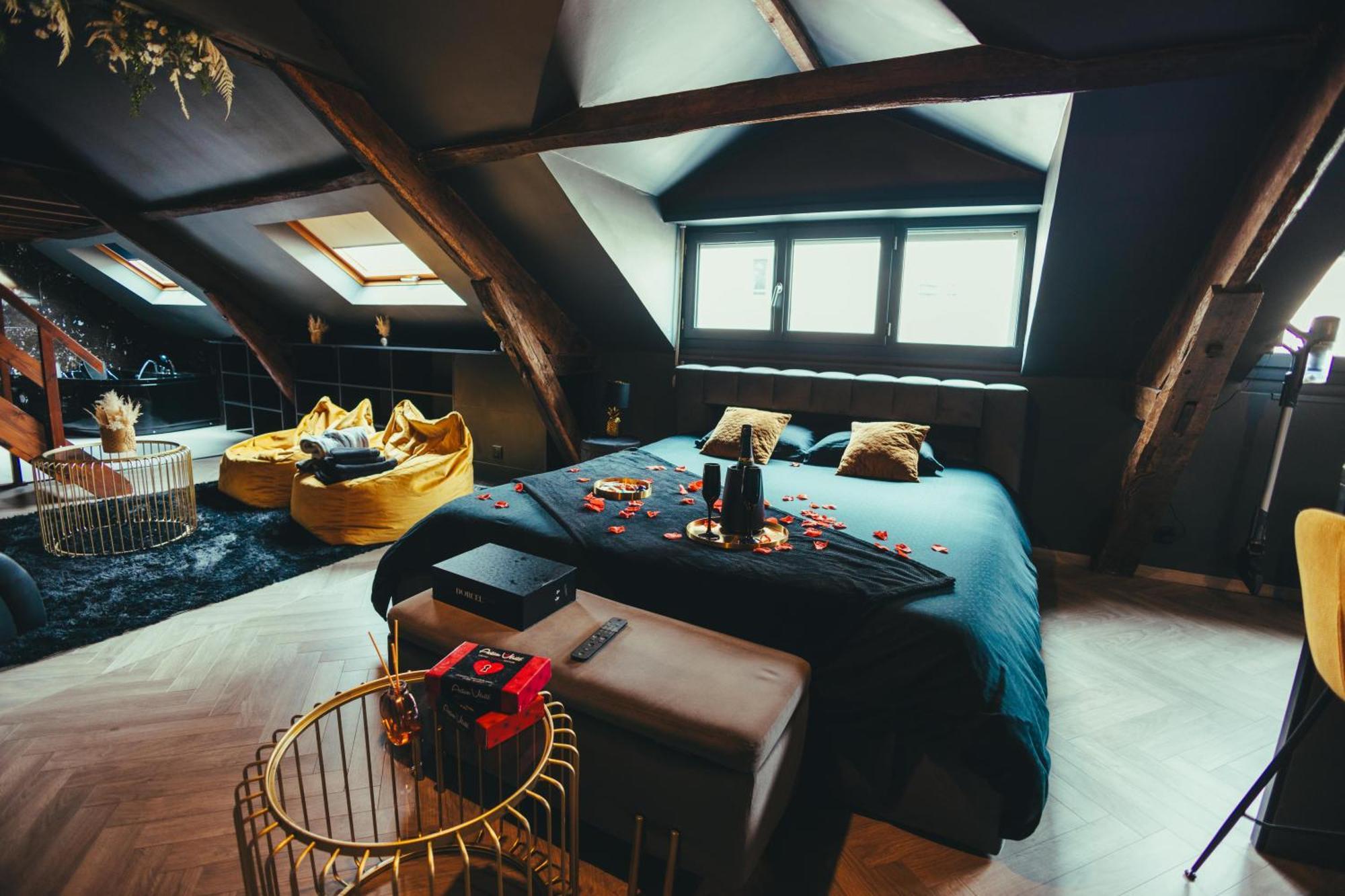 La Marble Room - Suite Balneo & Sauna Angers Buitenkant foto