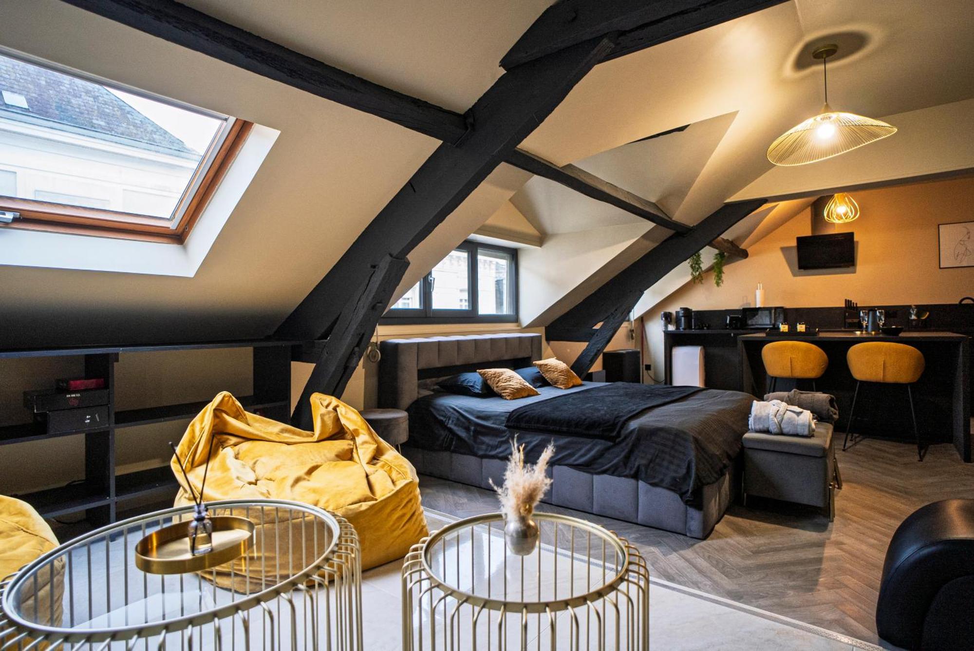 La Marble Room - Suite Balneo & Sauna Angers Buitenkant foto